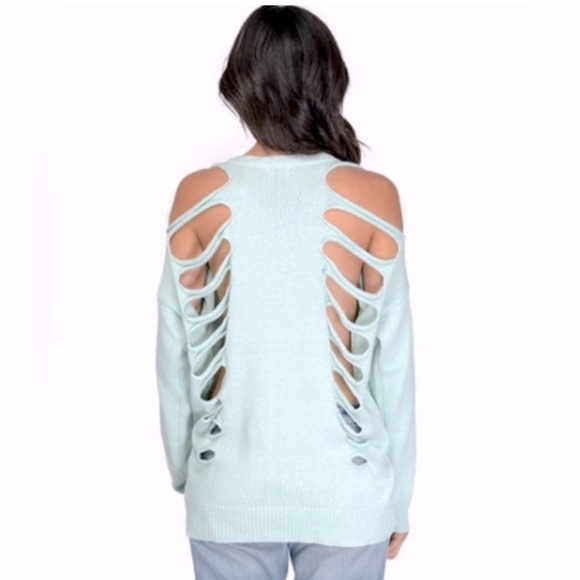 Tobi Sweaters - Tobi Backdraft Cutout Sweater, Pastel Mint